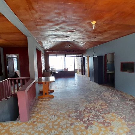 Maruba Inn Tuk Tuk Extérieur photo