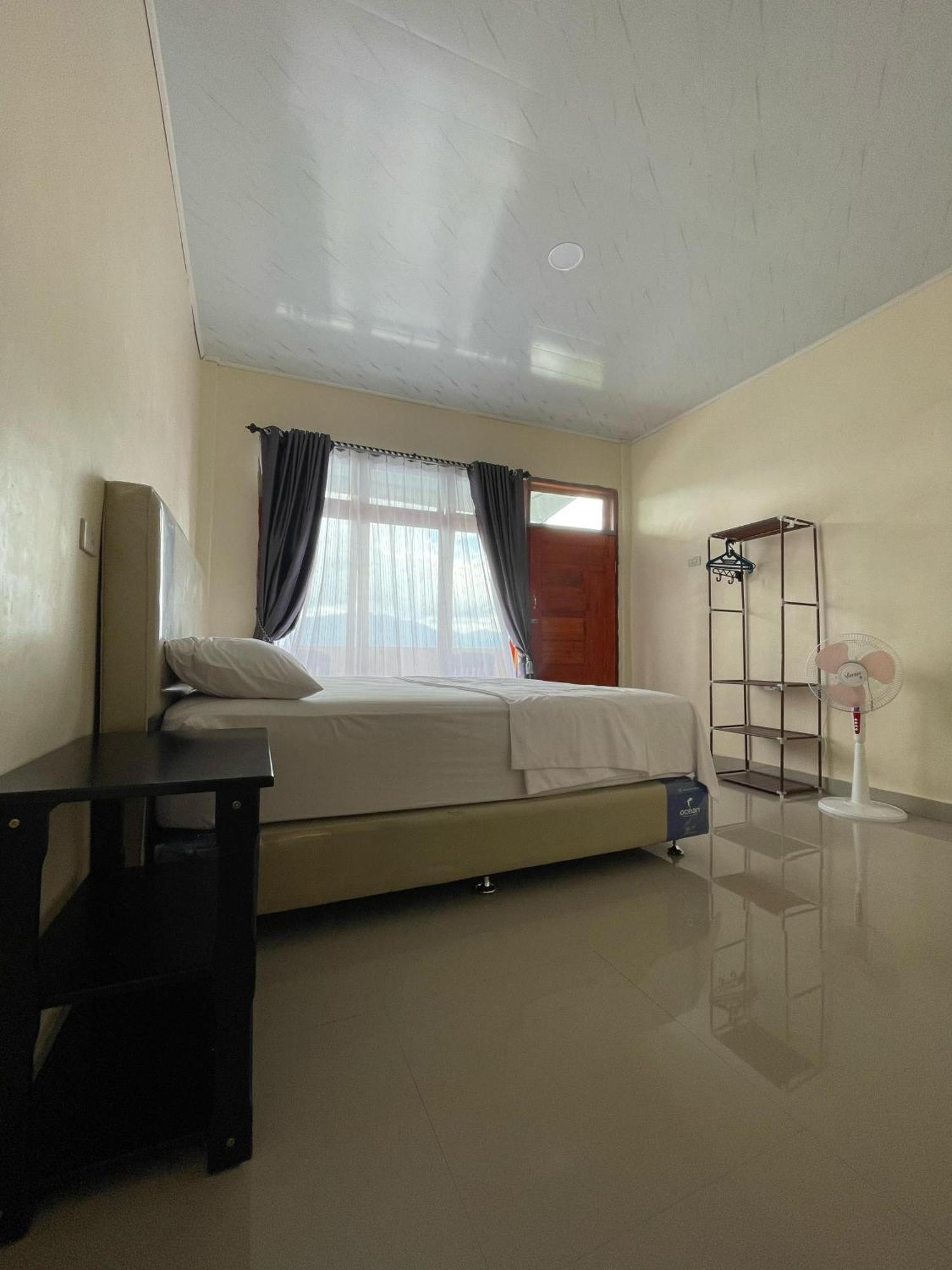 Maruba Inn Tuk Tuk Extérieur photo